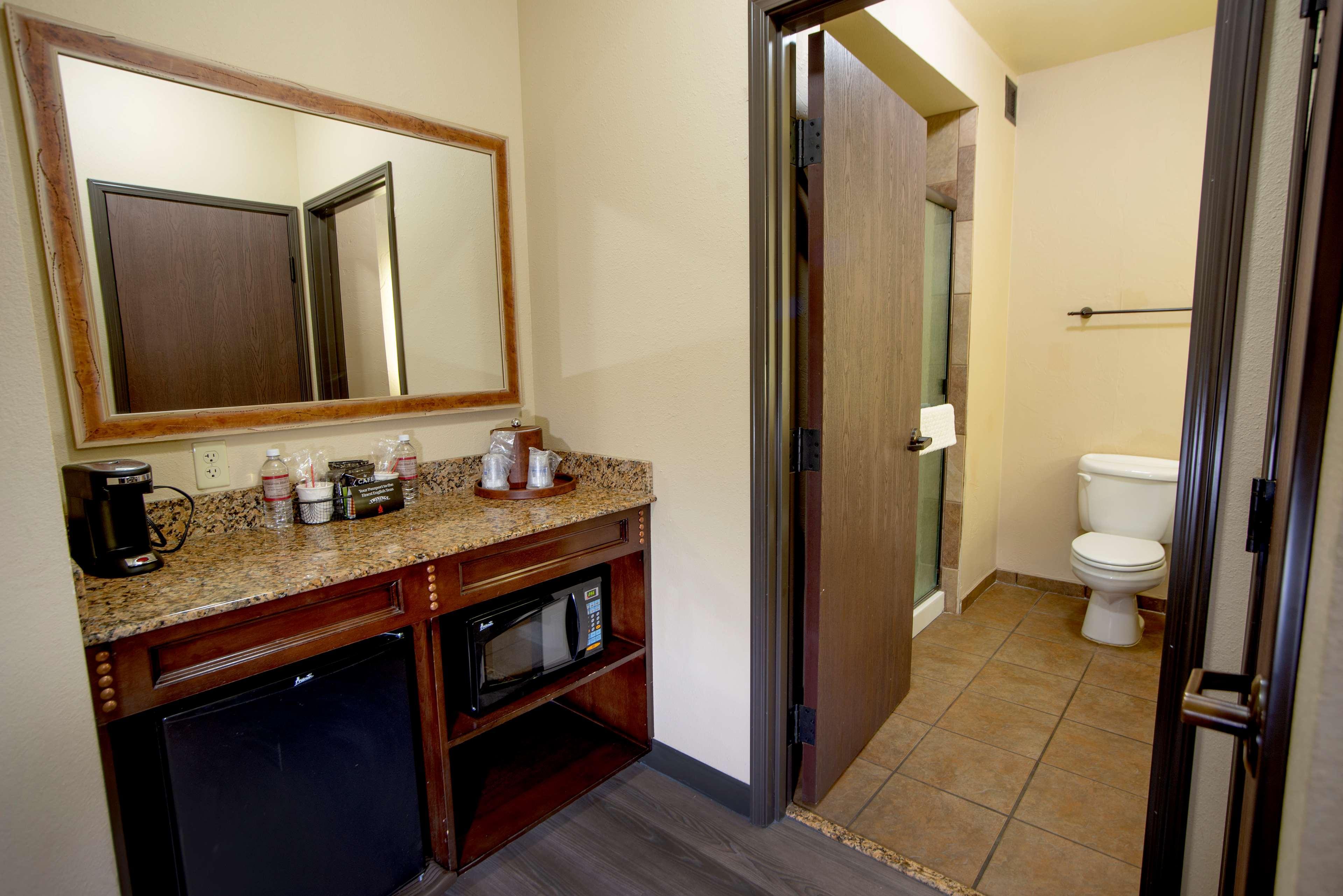 Best Western Plus Cimarron Hotel & Suites Stillwater Exteriör bild