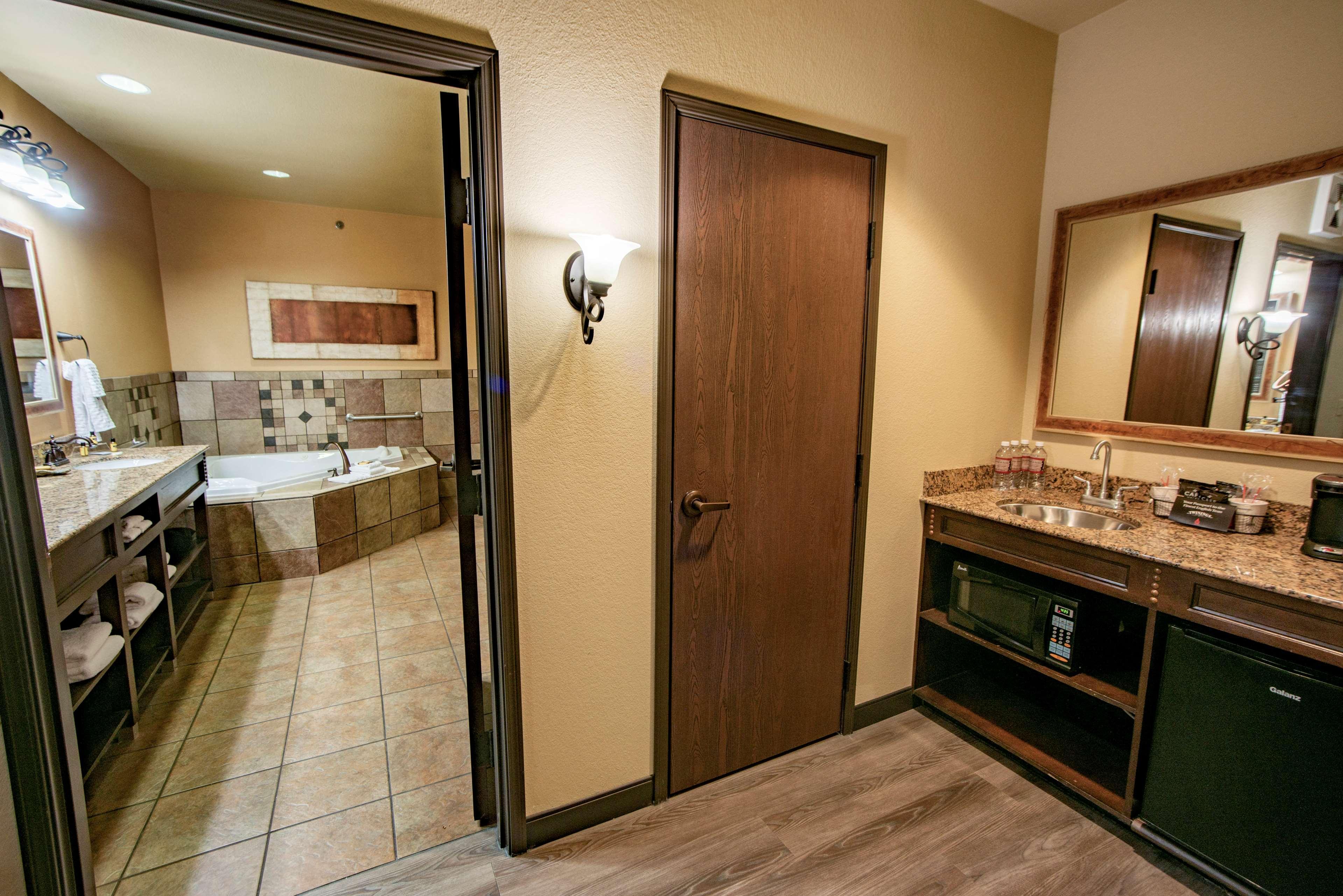 Best Western Plus Cimarron Hotel & Suites Stillwater Exteriör bild