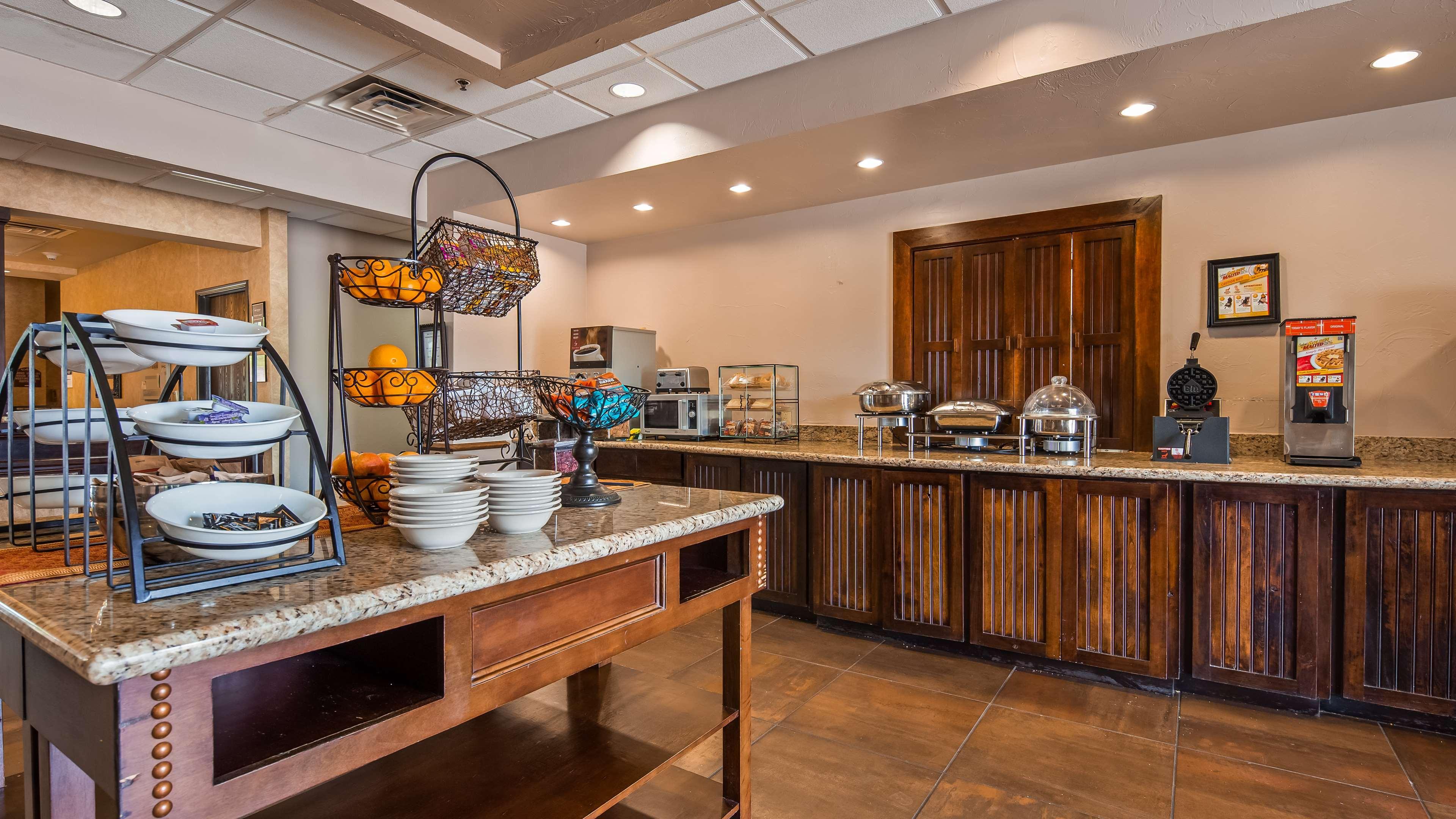 Best Western Plus Cimarron Hotel & Suites Stillwater Exteriör bild
